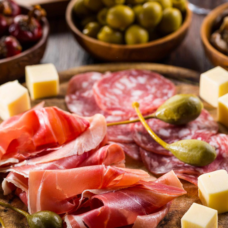 Exquisite Käse- & Schinkenpakete