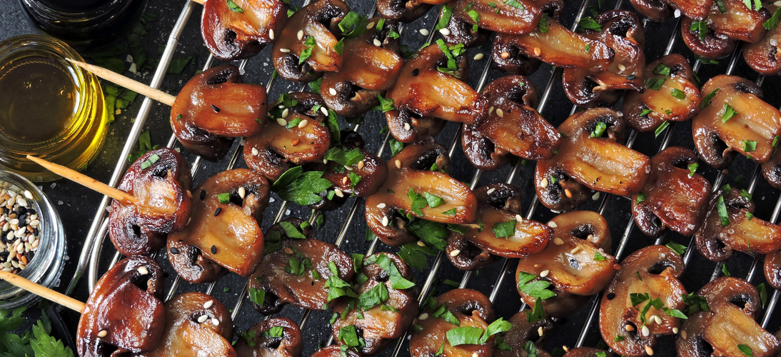 Gegrillte Champignons mit Zaziki