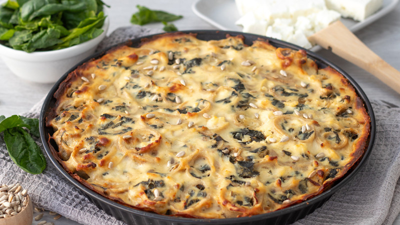 Rezeptbild für Spinat Pfannkuchen Auflauf mit Parmesan Haube