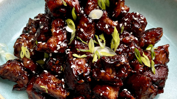 Rezeptbild für Panierter Räuchertofu mit Sojasauce