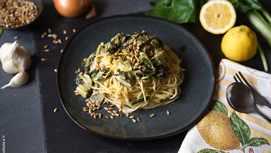 Rezeptbild für Mangold Pasta mit Zitrone